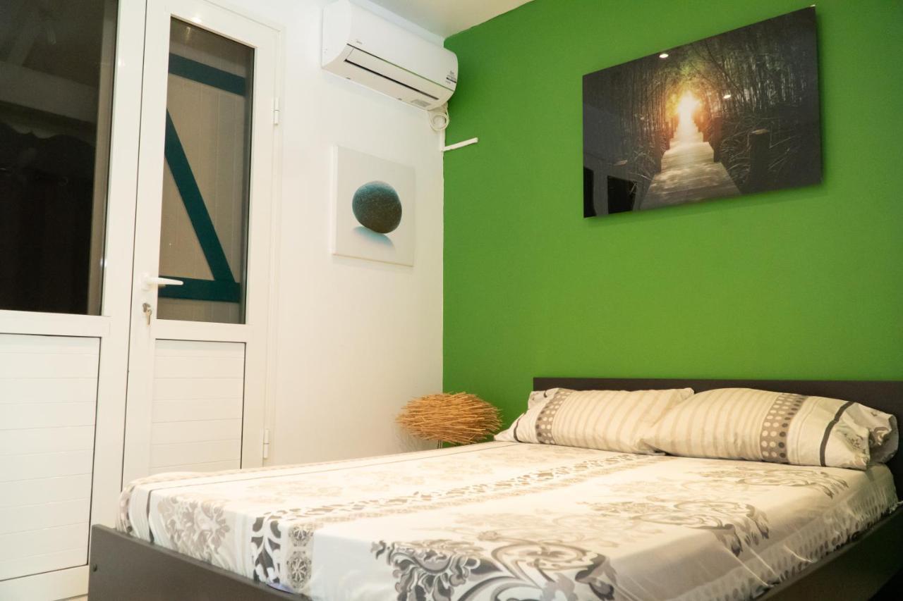 joli appartement avec vue au Moule Le Moule Extérieur photo