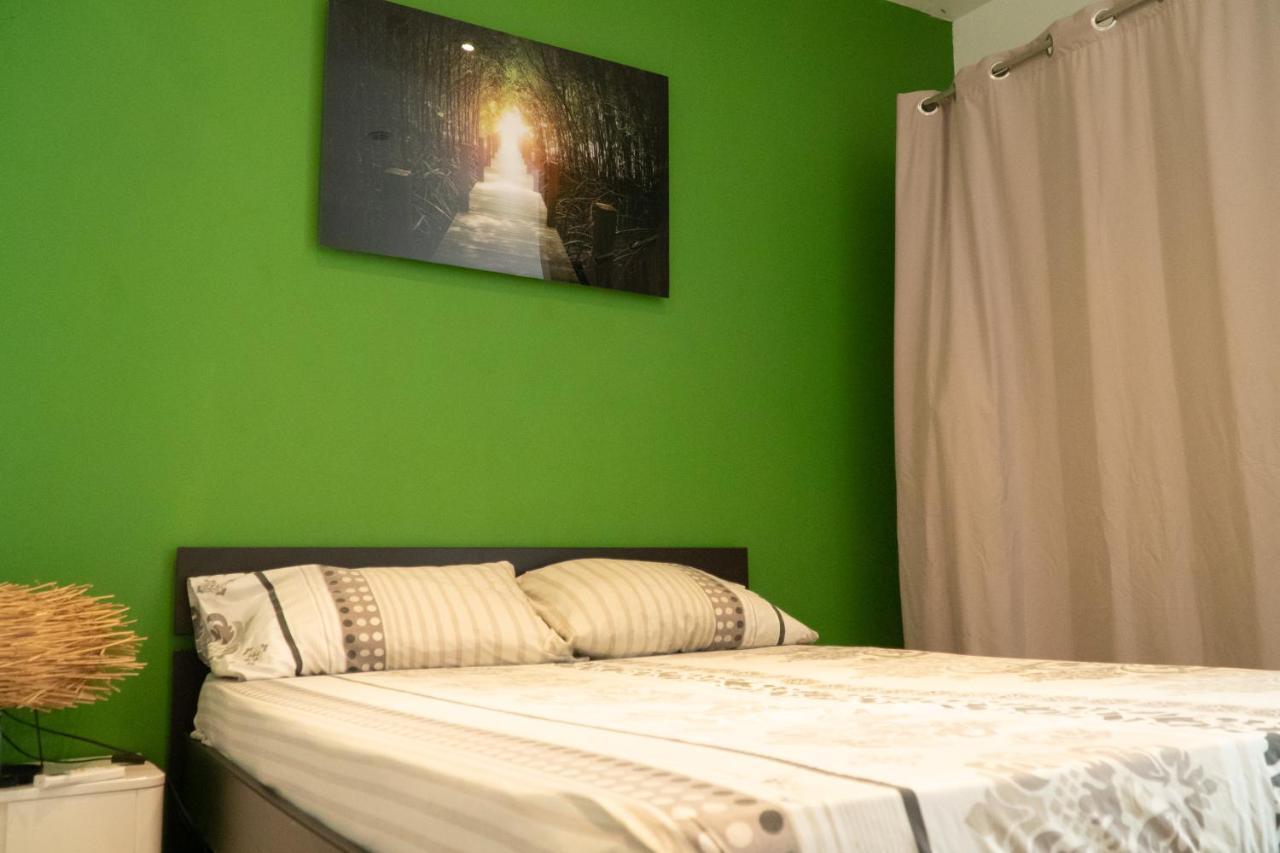 joli appartement avec vue au Moule Le Moule Extérieur photo